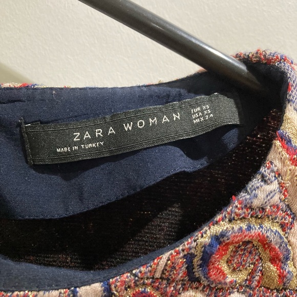 Zara embossed top XS - Picture 3 of 4